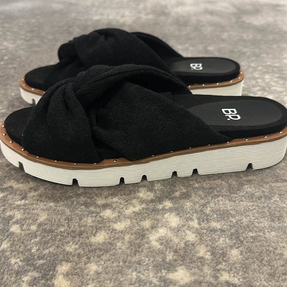 BP Terry cloth sandals in black size 7 1/2 new without tags